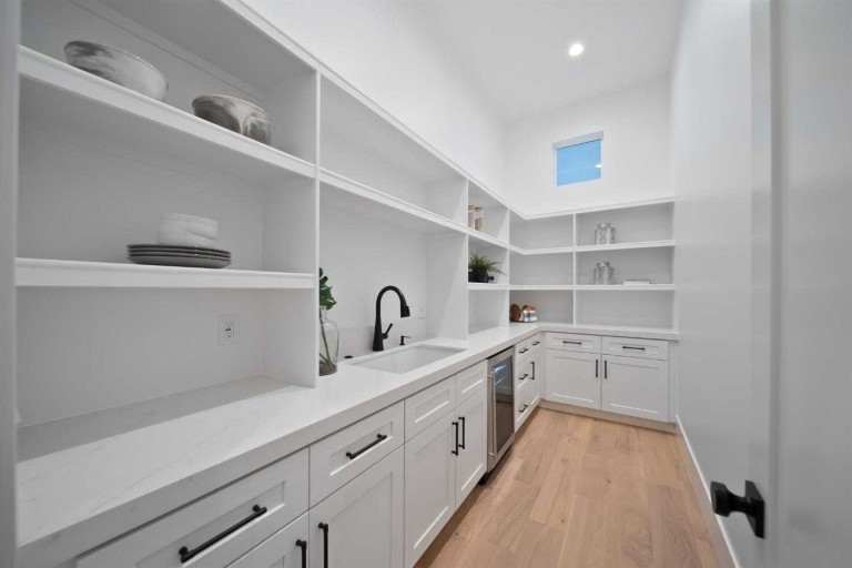 668c7f7d59bcc37f027614a2